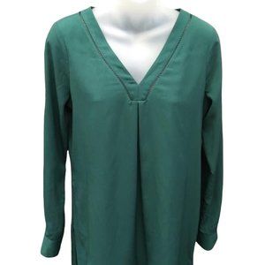 White House Black Market Green Long Sleeve Asymmetric Hem Tunic, size 0